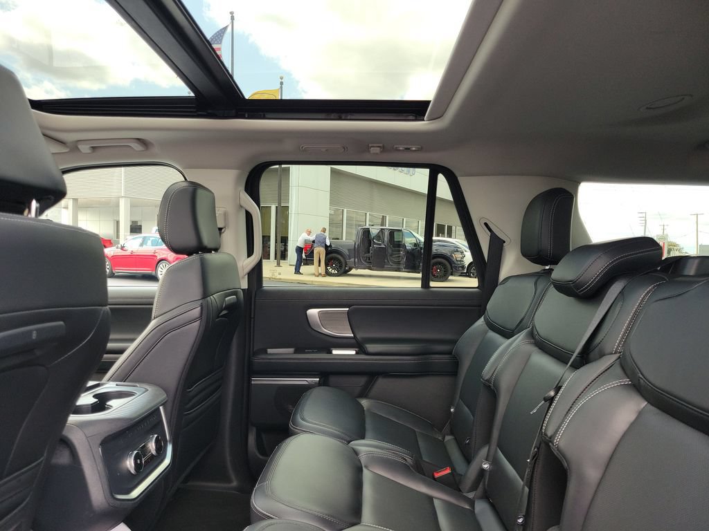 Certified 2025 Ford Expedition Max Platinum AWD/4WD image 14