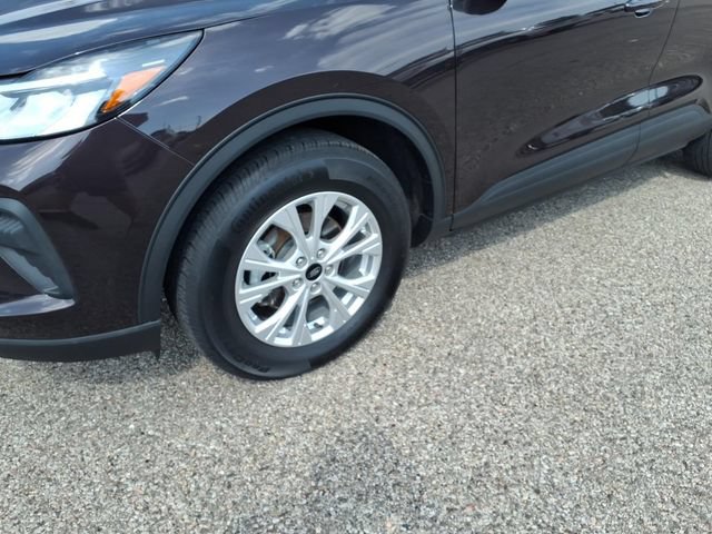 Certified 2023 Ford Escape Active w/ Tech Pack #2 AWD/4WD image 4