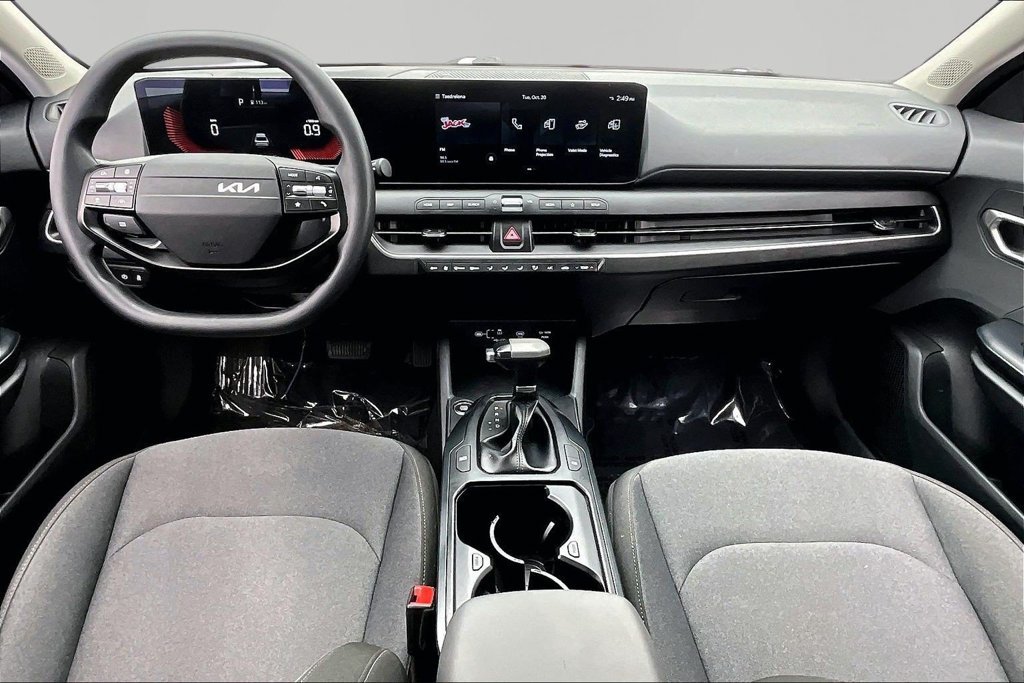 Used 2025 Kia K4 FWD image 16