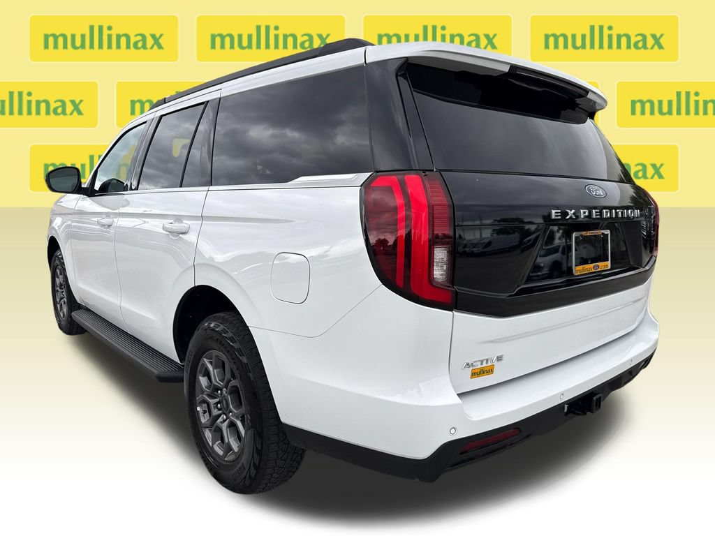 Certified 2025 Ford Expedition Active RWD image 9