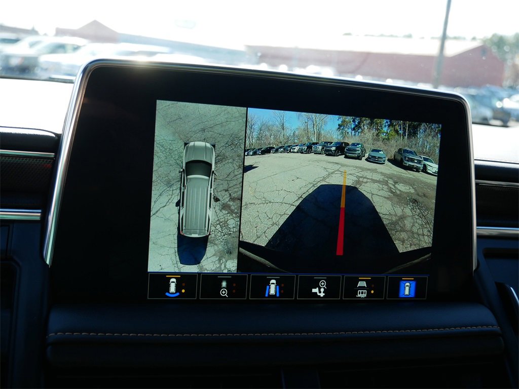 Used 2023 GMC Yukon AT4 w/ AT4 Premium Package image 26