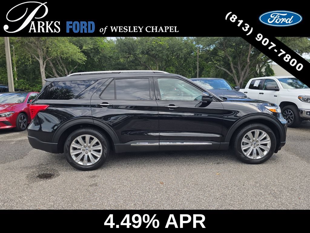 Certified 2023 Ford Explorer Limited w/ Limited Technology Package RWD image 4