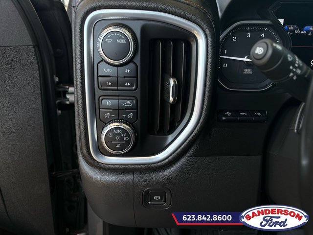 Used 2022 GMC Sierra 1500 AT4 w/ AT4 Premium Package AWD/4WD image 11
