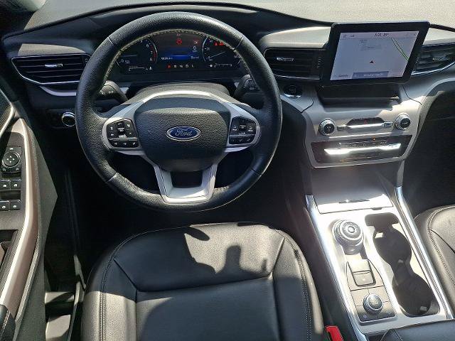 Certified 2023 Ford Explorer XLT w/ Equipment Group 202A AWD/4WD image 12
