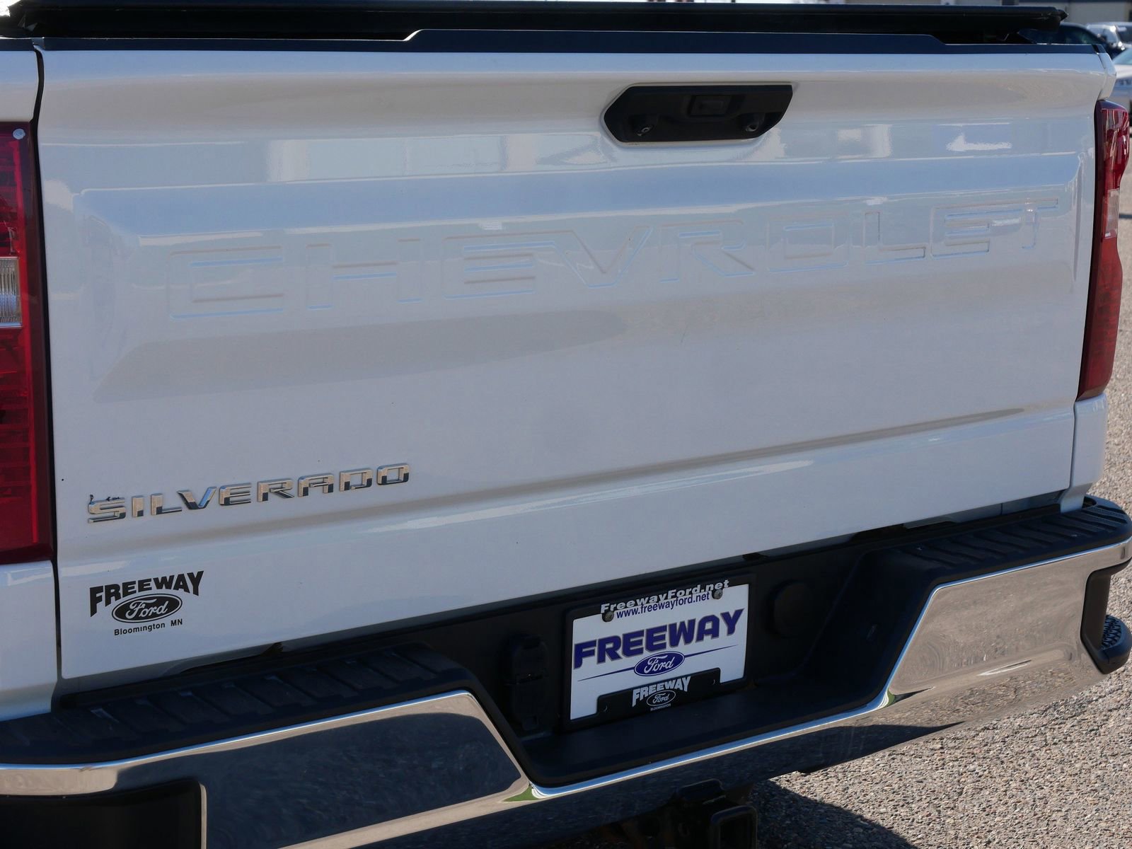 Used 2023 Chevrolet Silverado 1500 LT image 12