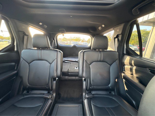 Used 2025 Honda Pilot TrailSport image 14