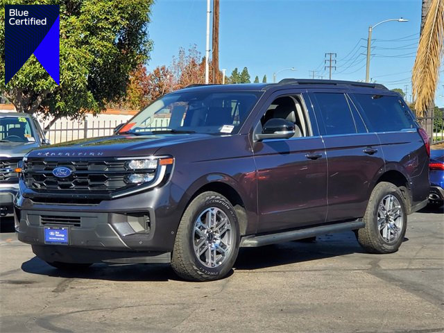 Certified 2025 Ford Expedition Active image 1
