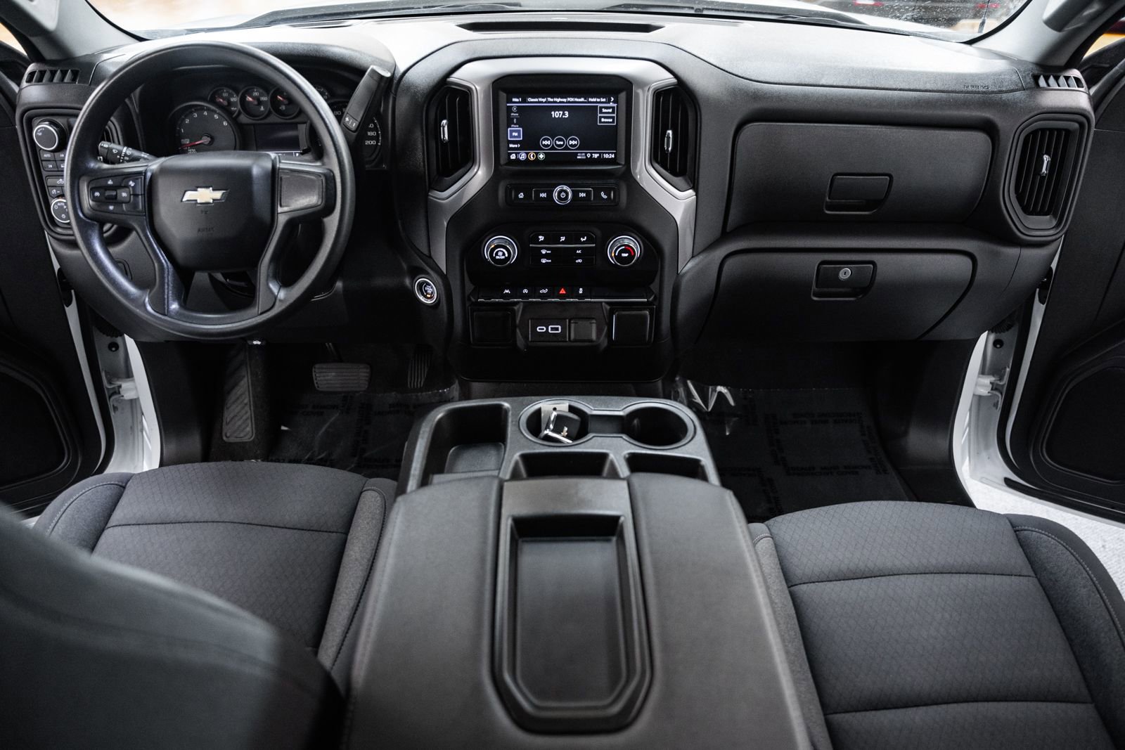 Used 2023 Chevrolet Silverado 1500 Custom AWD/4WD image 21