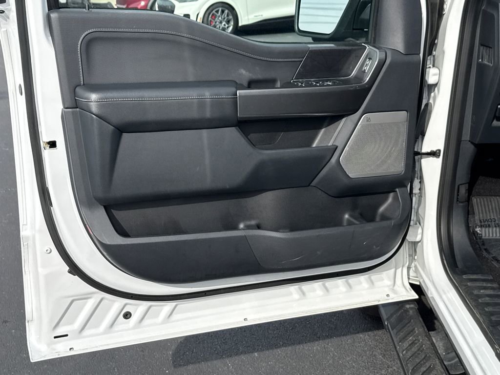 Certified 2022 Ford F150 XLT w/ Equipment Group 302A High image 10