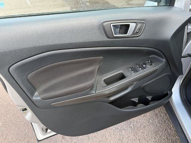 Certified 2018 Ford EcoSport SE image 26