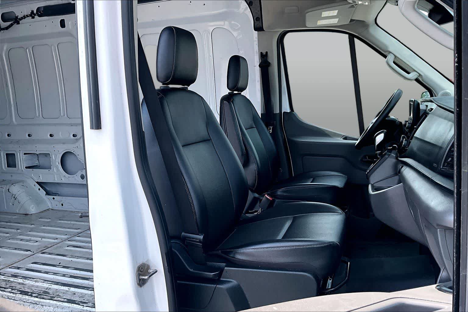 Certified 2023 Ford Transit 250 Medium Roof AWD image 9
