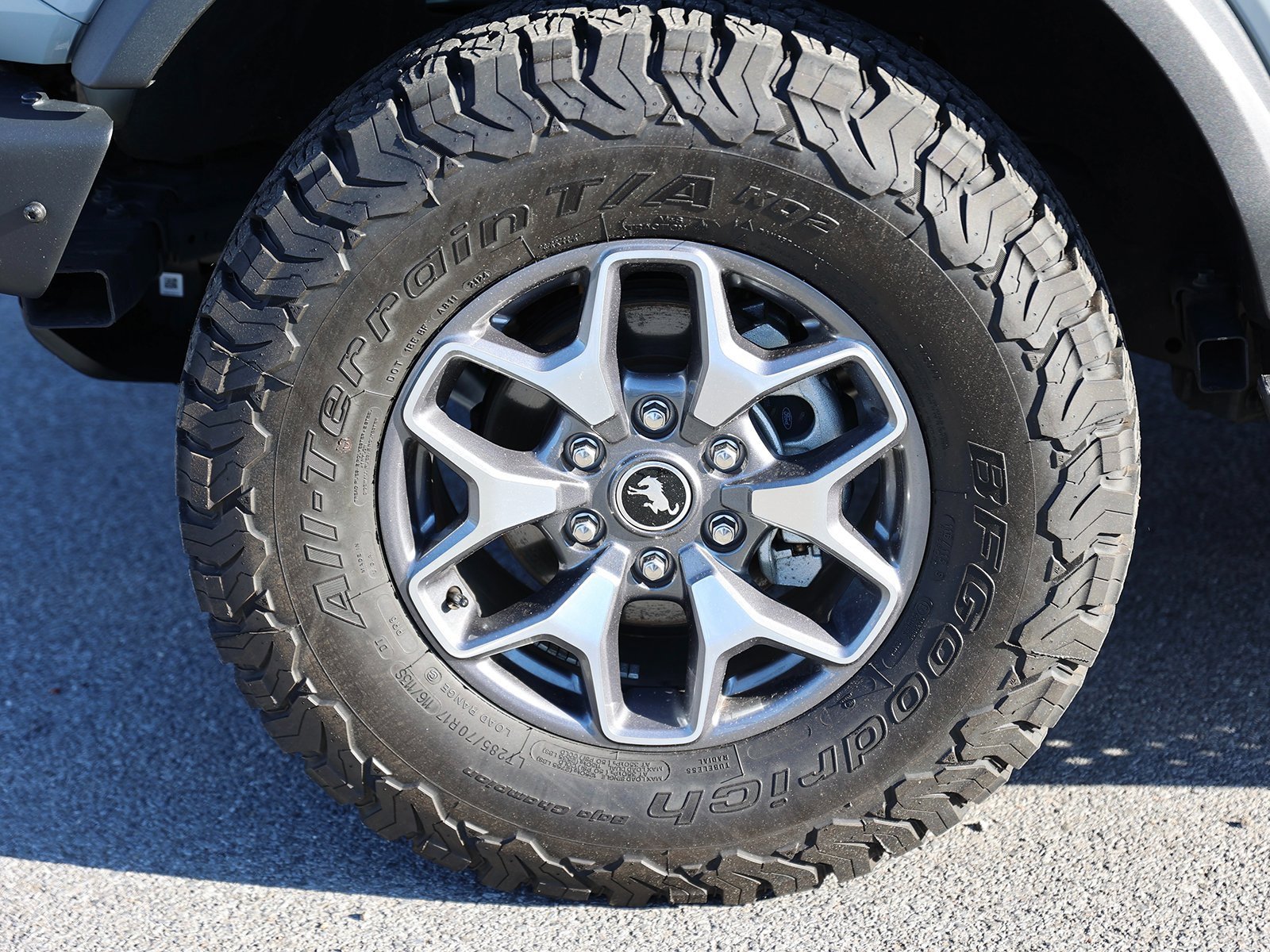 Certified 2024 Ford Bronco Badlands image 11