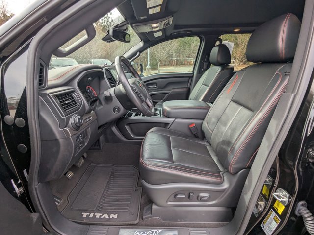 Used 2021 Nissan Titan PRO-4X w/ Pro-4x Convenience Package image 17