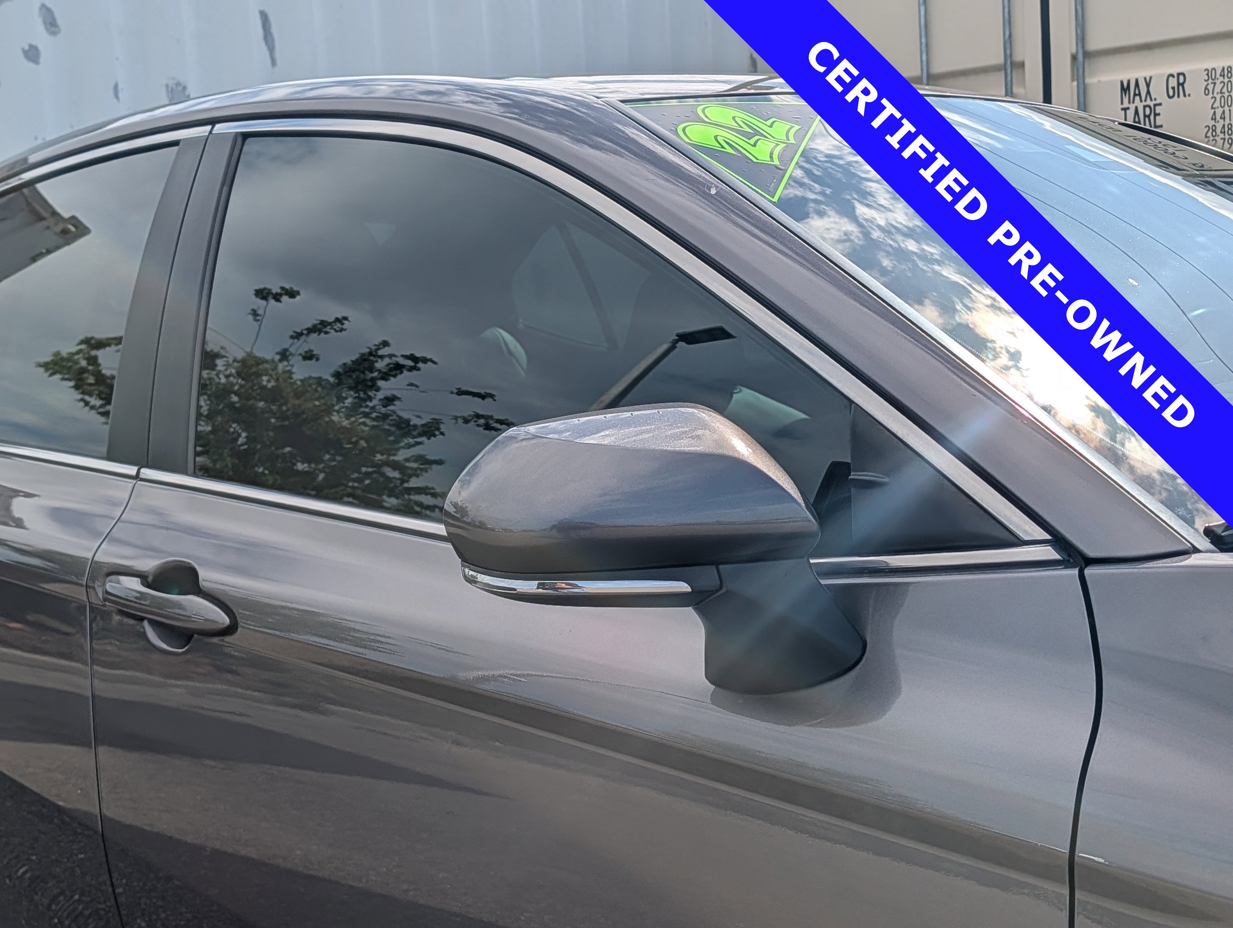 Used 2022 Toyota Camry SE FWD image 10