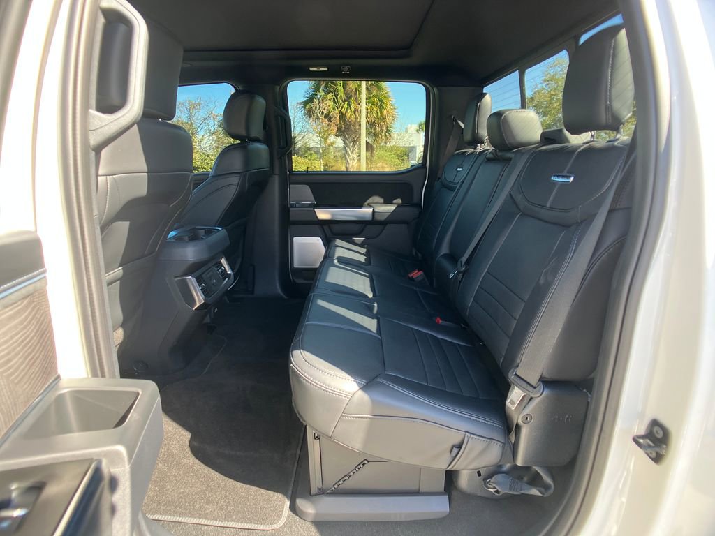Certified 2025 Ford F450 Platinum w/ FX4 Off-Road Package AWD/4WD image 29