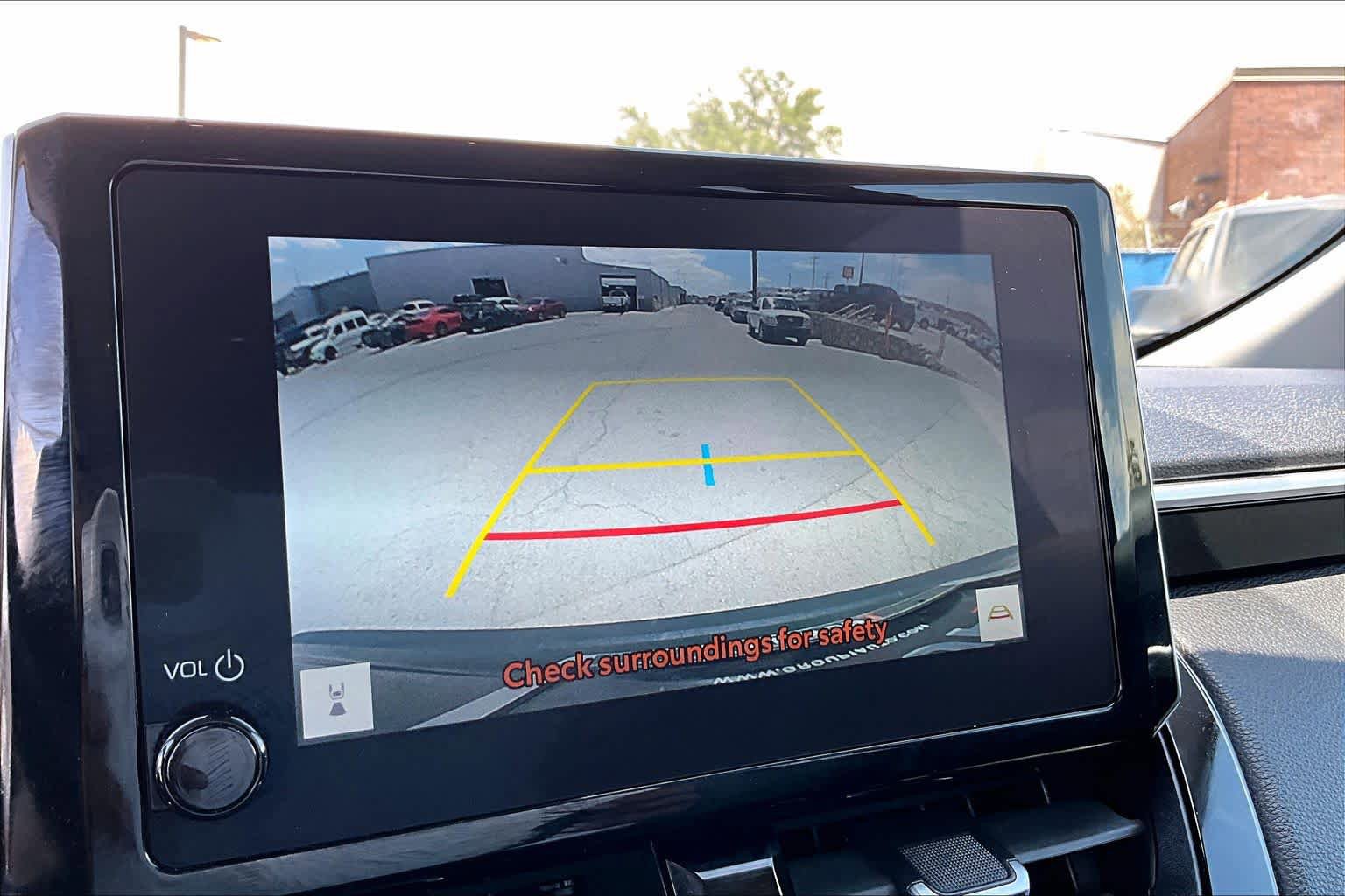 Used 2024 Toyota Corolla Cross XLE FWD image 26