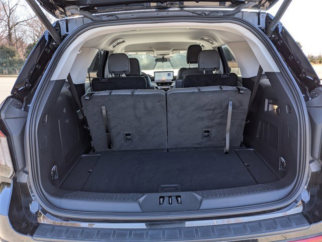 Certified 2025 Ford Explorer Active w/ Active Comfort Package image 30