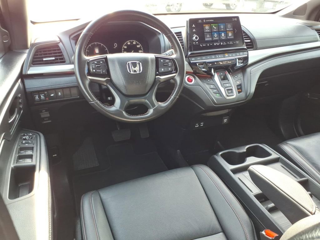 Used 2025 Honda Odyssey Sport-L image 11