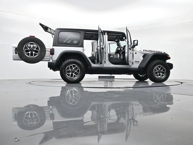 Used 2024 Jeep Wrangler Unlimited Rubicon AWD/4WD image 56