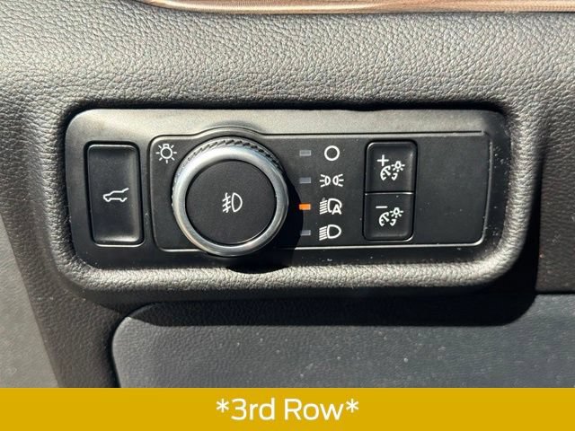 Certified 2023 Ford Explorer Limited w/ Equipment Group 301A AWD/4WD image 13