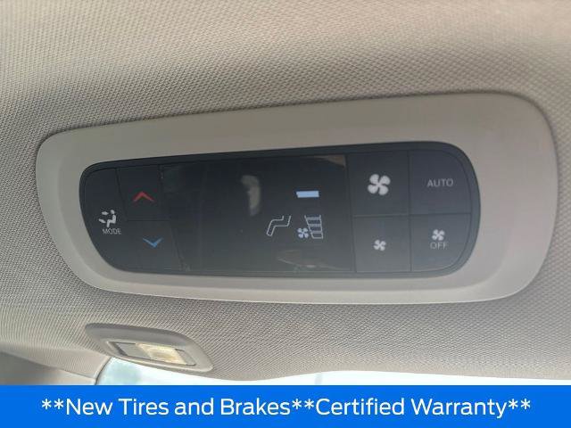 Used 2019 Chrysler Pacifica Limited FWD image 26