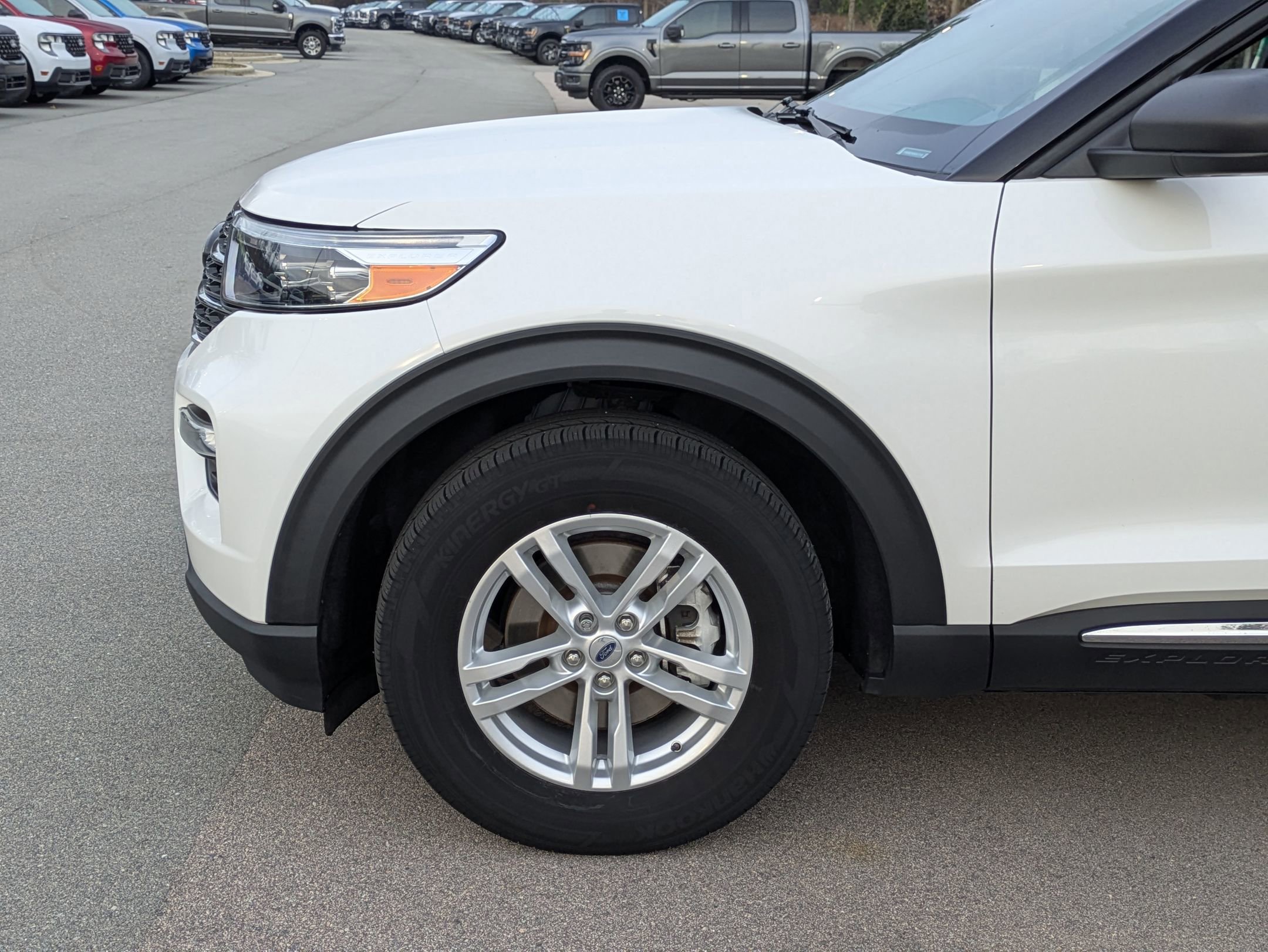 Certified 2022 Ford Explorer XLT w/ Equipment Group 202A image 11