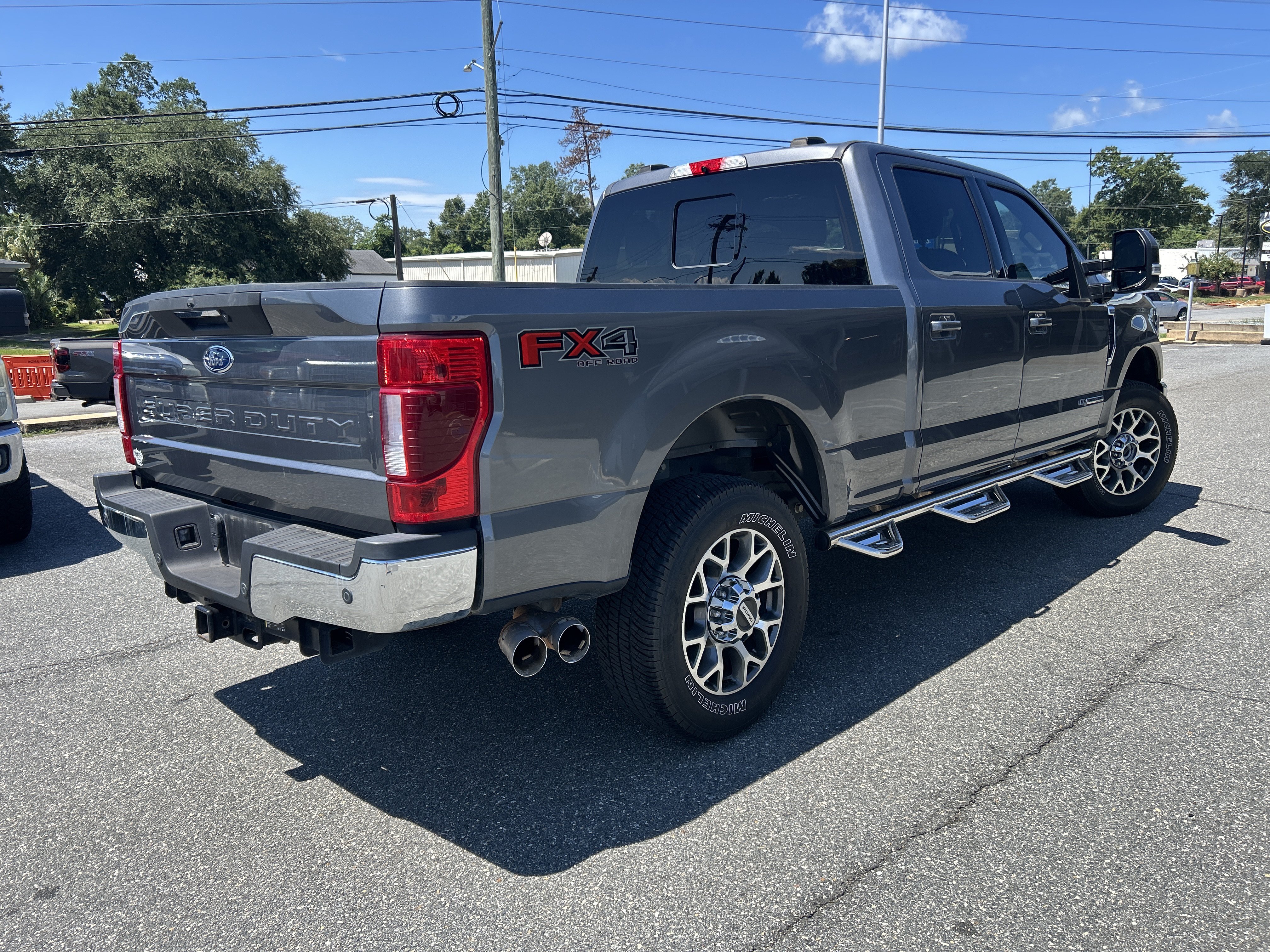Certified 2022 Ford F350 Lariat w/ Lariat Ultimate Package AWD/4WD image 7