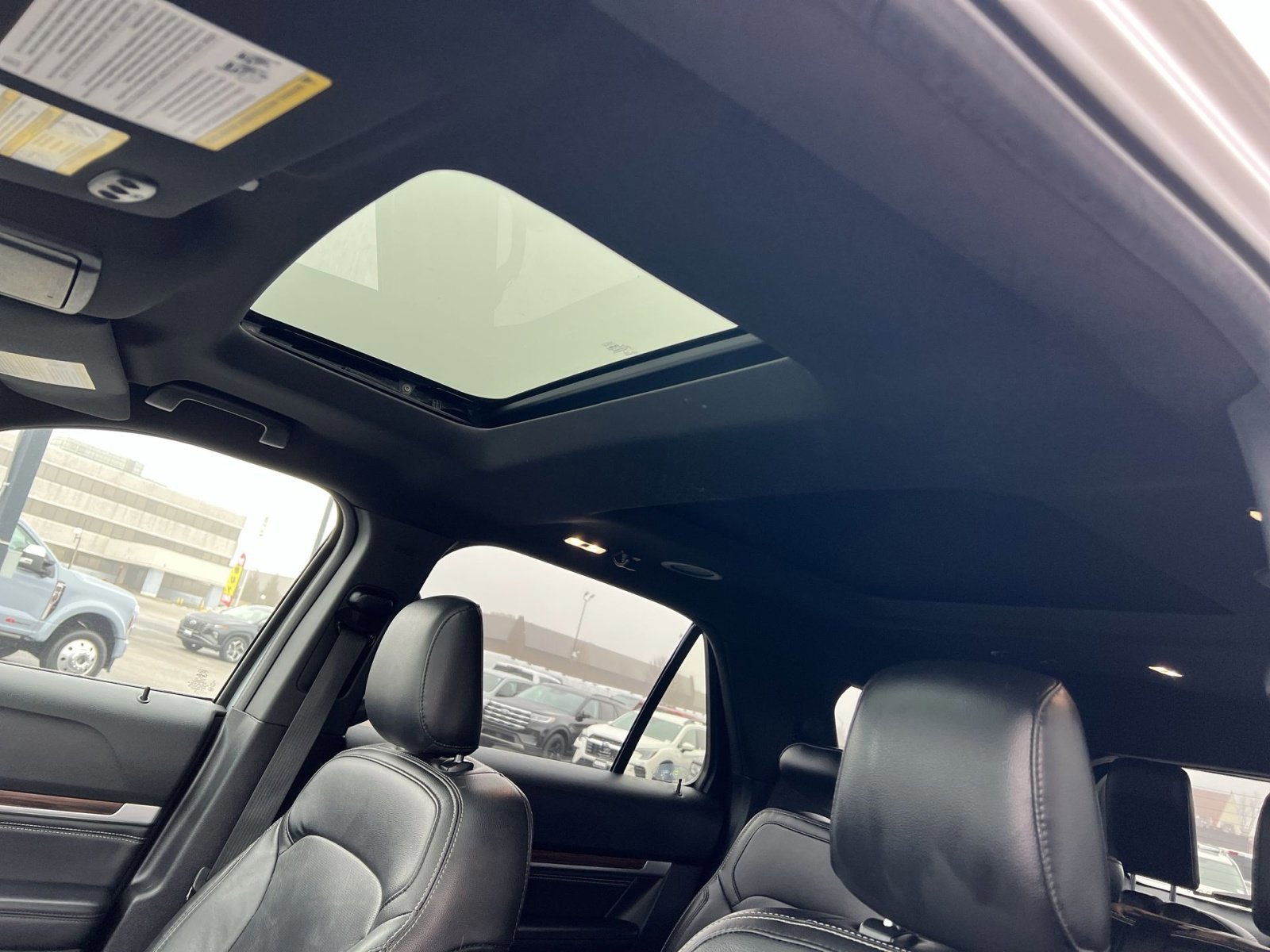 Certified 2019 Ford Explorer Limited w/ Class III Trailer Tow Package image 24