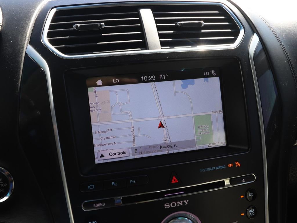 Certified 2017 Ford Explorer Platinum image 21