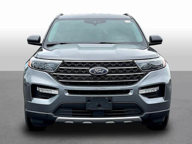Certified 2023 Ford Explorer XLT w/ Equipment Group 202A AWD/4WD image 2