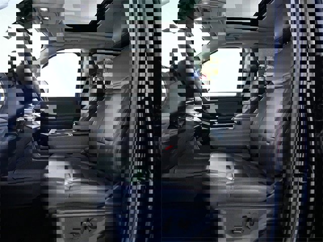 Certified 2025 Ford Expedition Max Active image 18