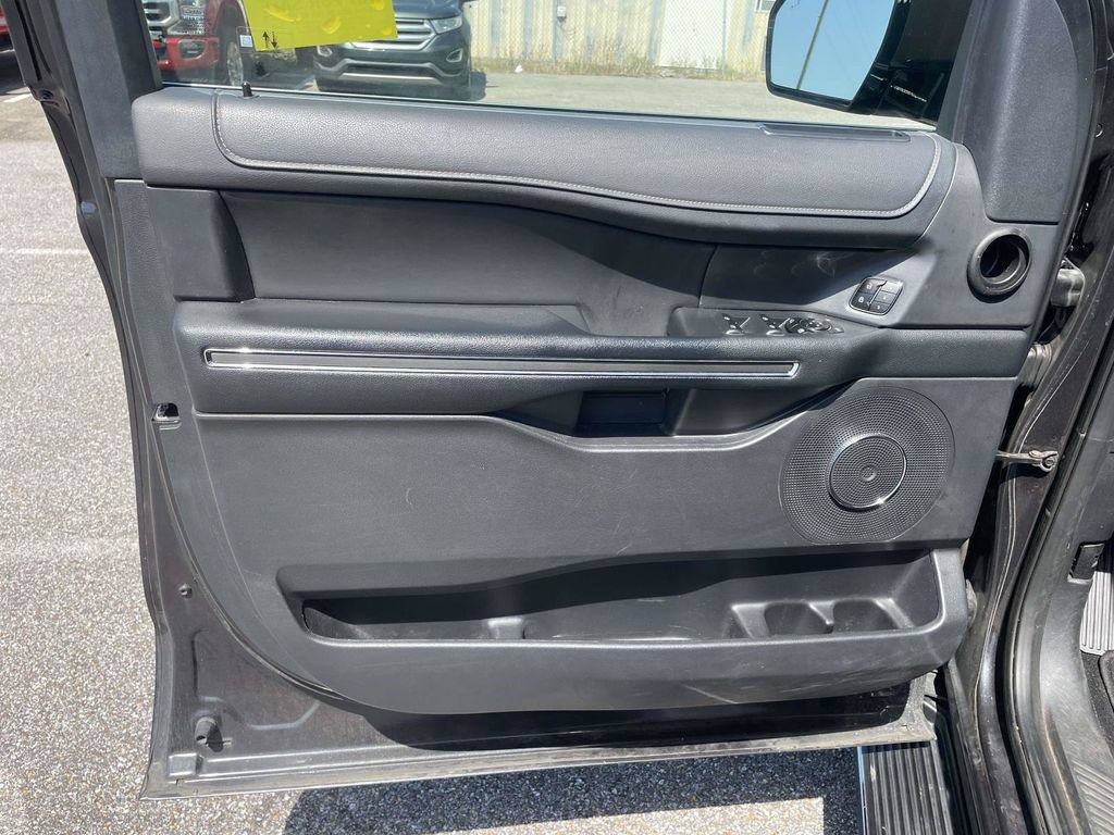 Certified 2023 Ford Expedition Max XLT RWD image 15