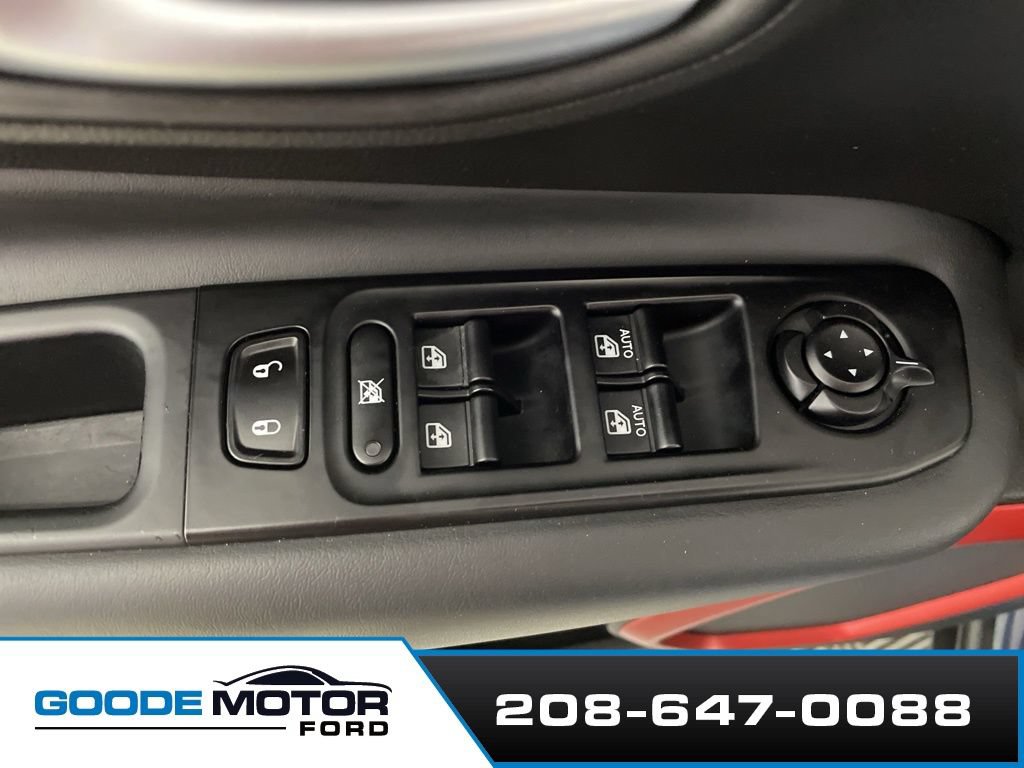 Used 2022 Jeep Renegade Trailhawk AWD/4WD image 10