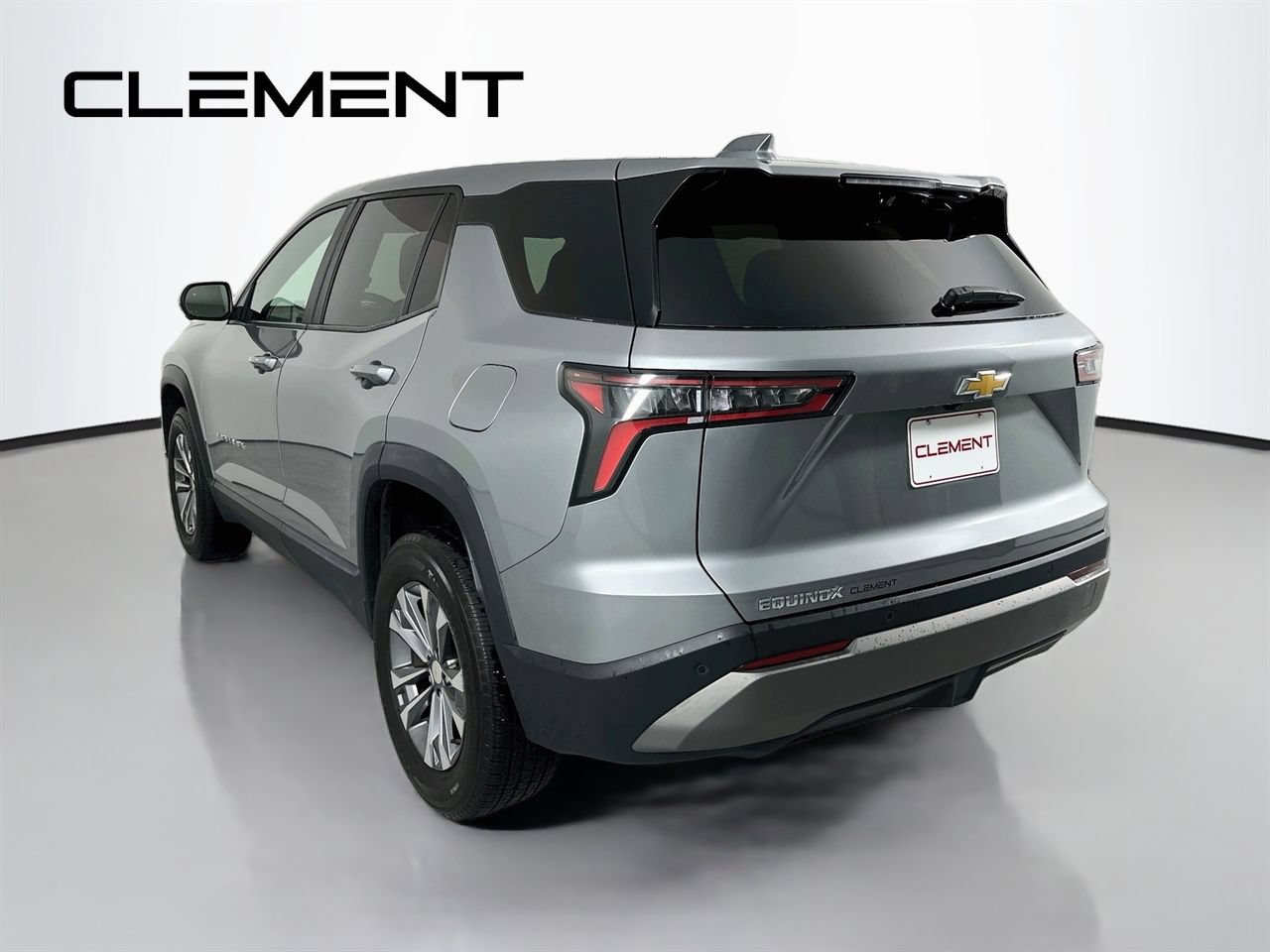 Used 2025 Chevrolet Equinox LT w/ Safety and Technology Package FWD image 10