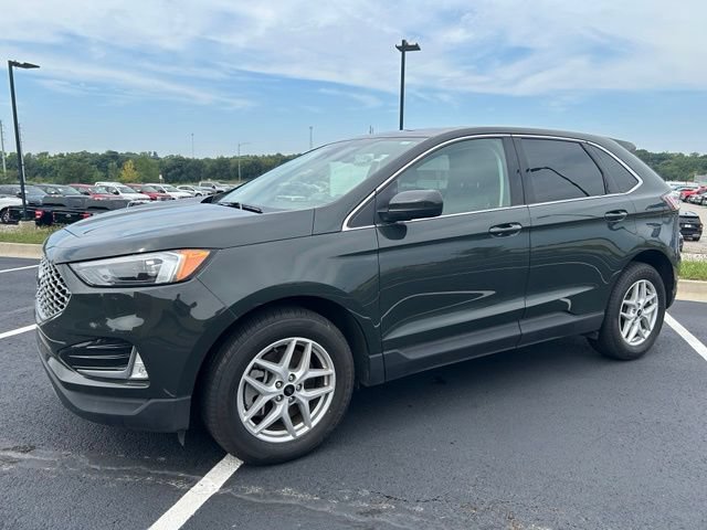 Certified 2023 Ford Edge SEL w/ Convenience Package AWD/4WD image 5