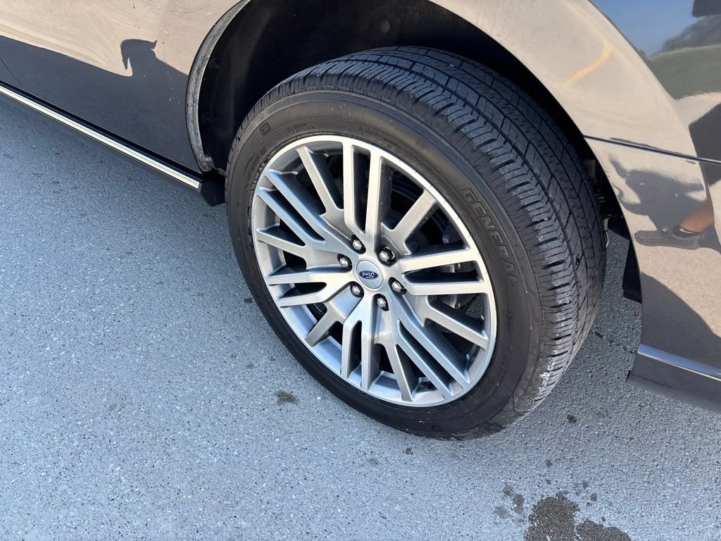Certified 2024 Ford Expedition Platinum AWD/4WD image 8