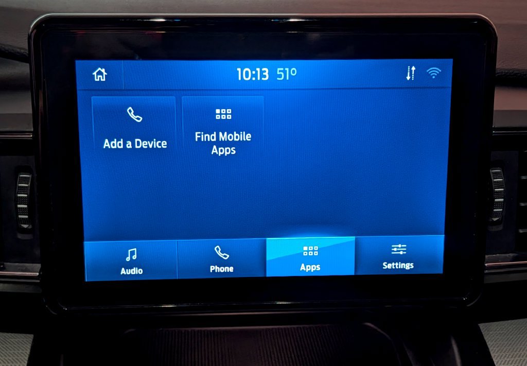 Certified 2020 Ford Explorer XLT w/ Equipment Group 202A RWD image 9