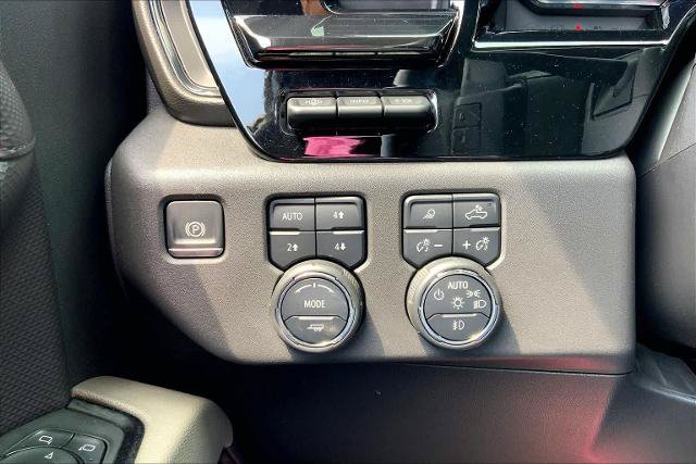 Used 2024 Chevrolet Silverado 1500 ZR2 w/ Technology Package AWD/4WD image 33