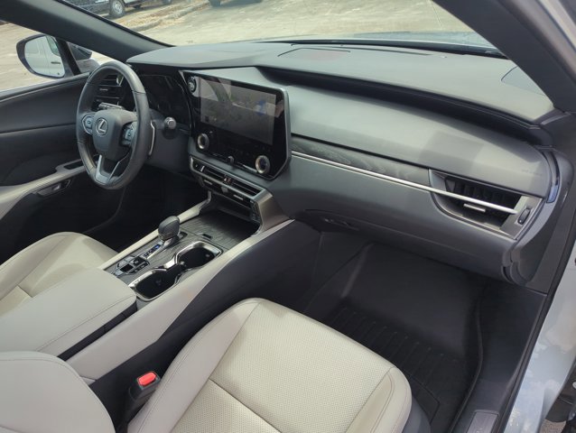 Used 2025 Lexus RX 350 F Sport w/ Convenience Package AWD/4WD image 23