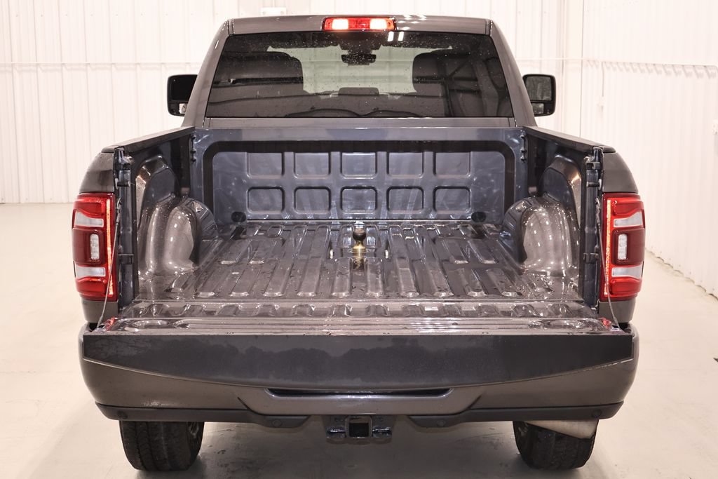 Used 2024 RAM 2500 Big Horn w/ Sport Appearance Package AWD/4WD image 33