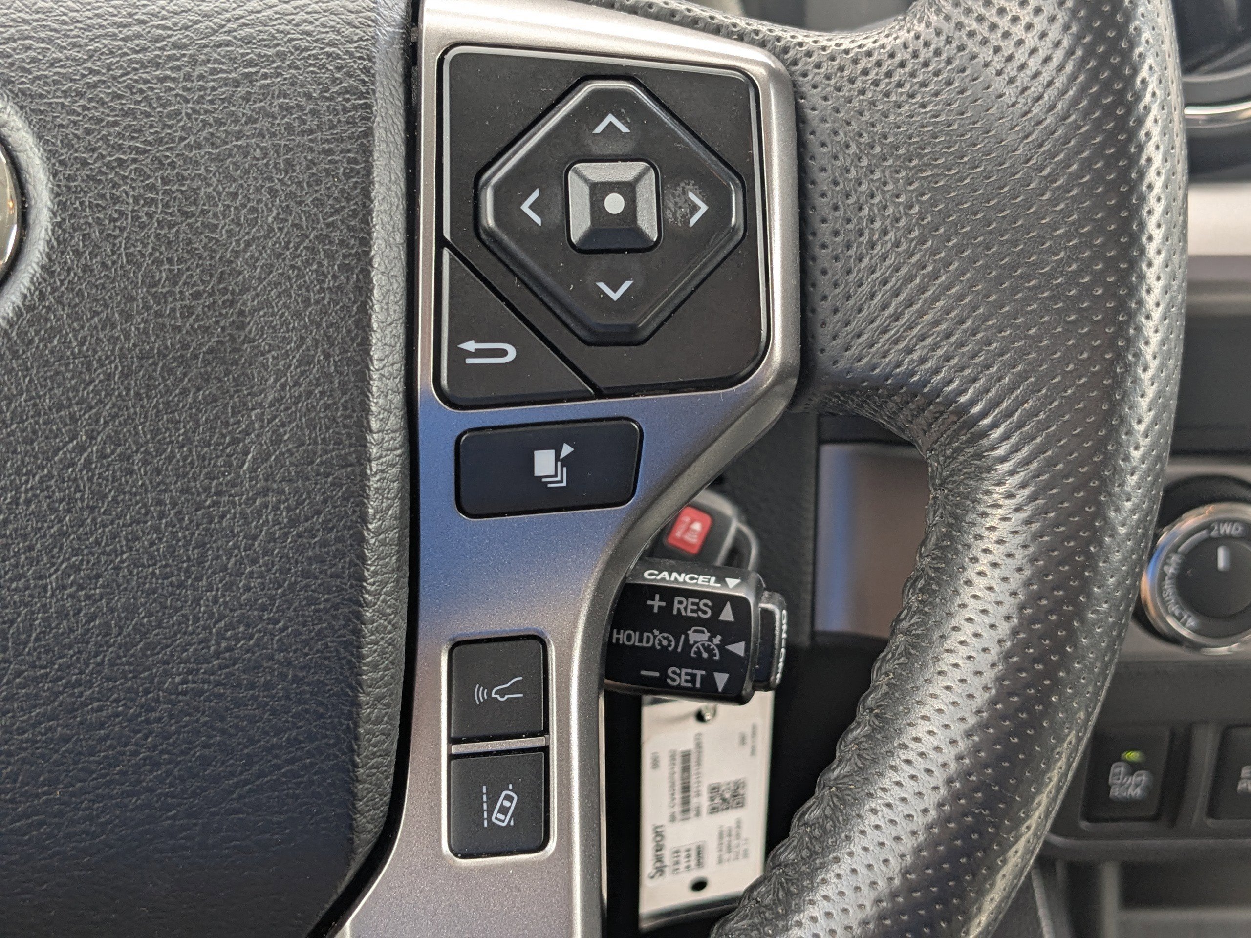 Used 2022 Toyota Tacoma SR5 w/ Technology Package image 27