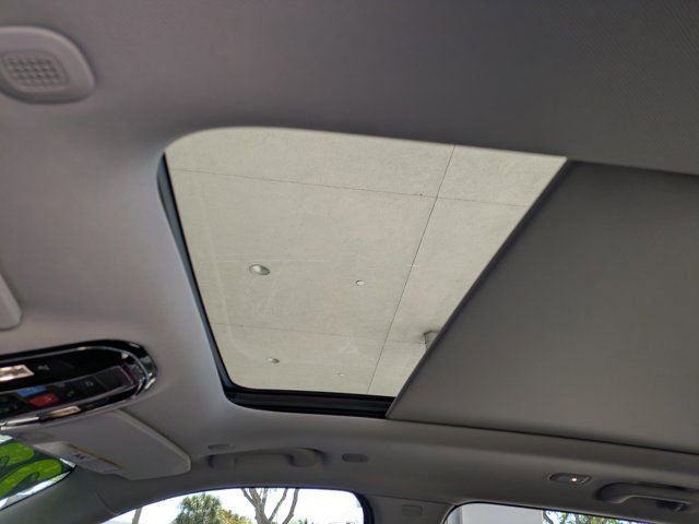 Used 2022 Jeep Grand Cherokee Overland image 22