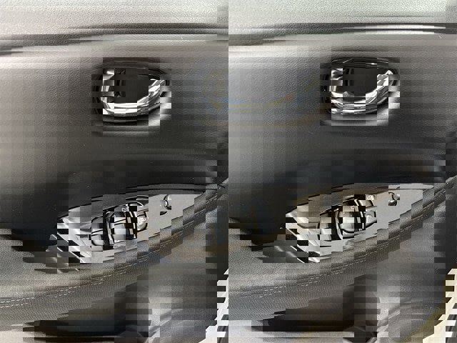 Used 2023 Nissan Leaf SV Plus image 5