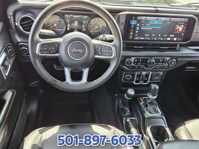 Used 2024 Jeep Wrangler Unlimited Sahara AWD/4WD image 11