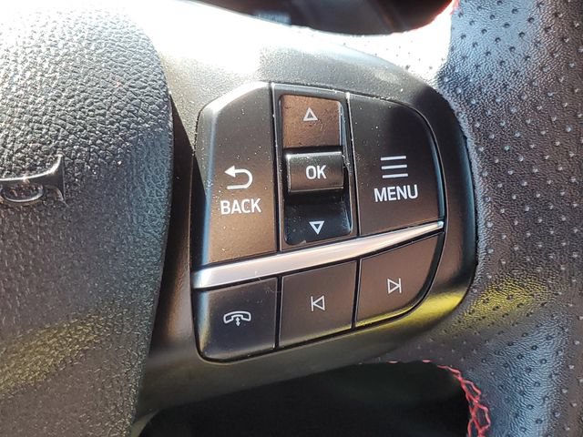 Certified 2025 Ford Escape ST-Line Select AWD/4WD image 19