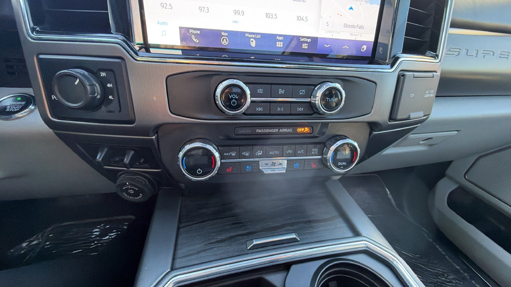 Certified 2022 Ford F250 Limited w/ FX4 Off-Road Package AWD/4WD image 28