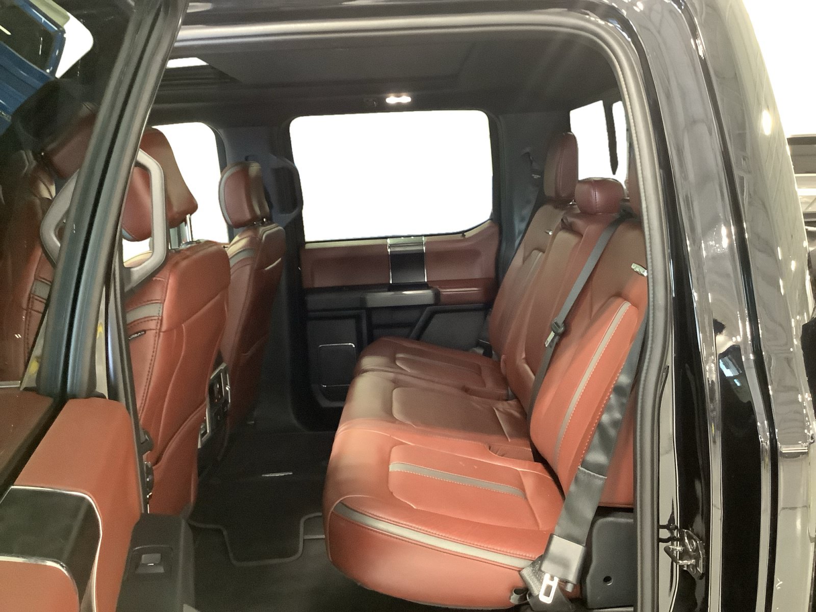 Certified 2020 Ford F150 Platinum w/ Equipment Group 701A Luxury AWD/4WD image 23