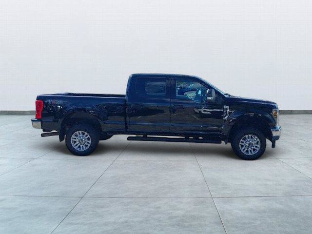 Certified 2018 Ford F250 XLT w/ Snow Plow Prep Package AWD/4WD image 8