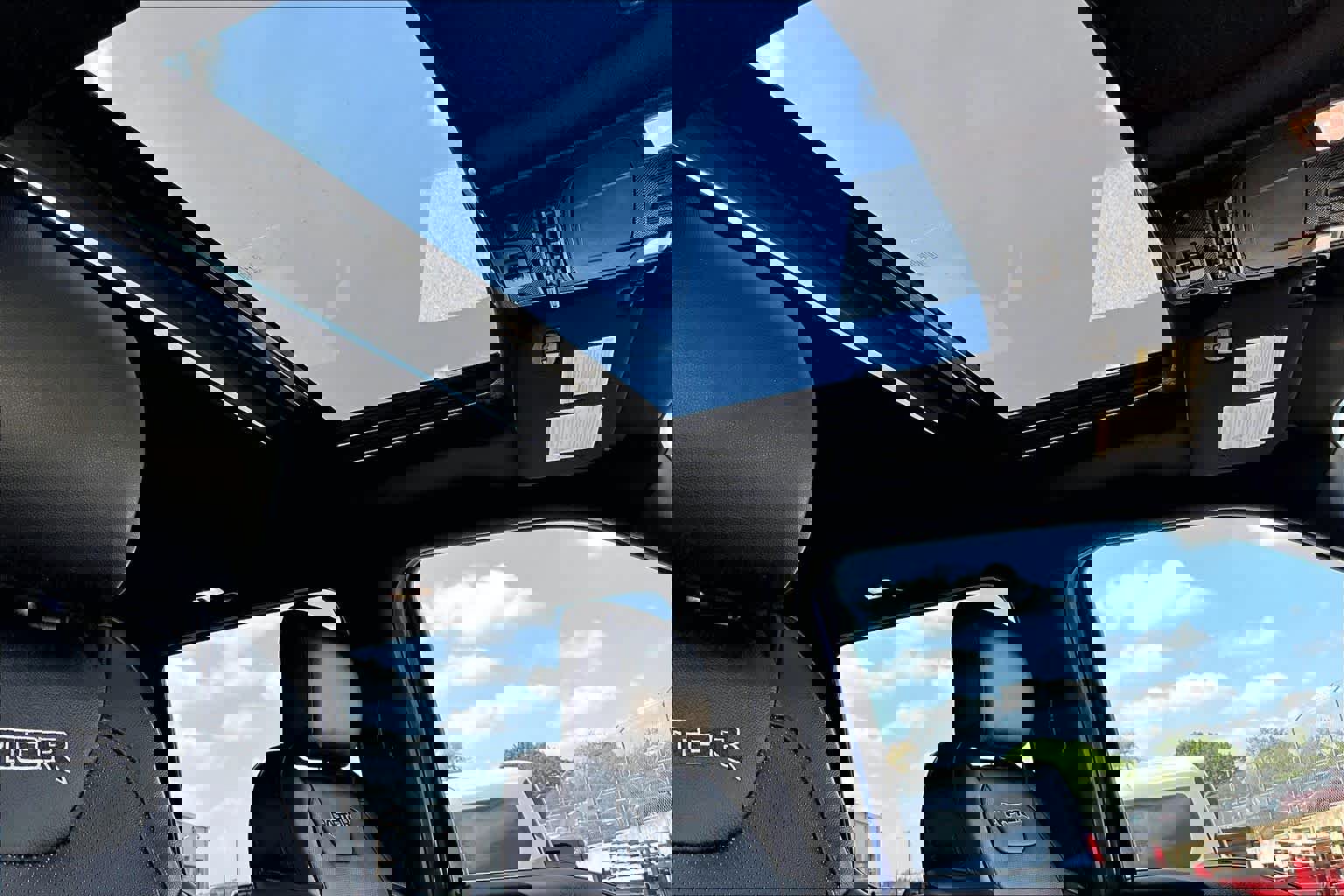 Certified 2019 Ford F150 Raptor w/ Equipment Group 802A Luxury image 14