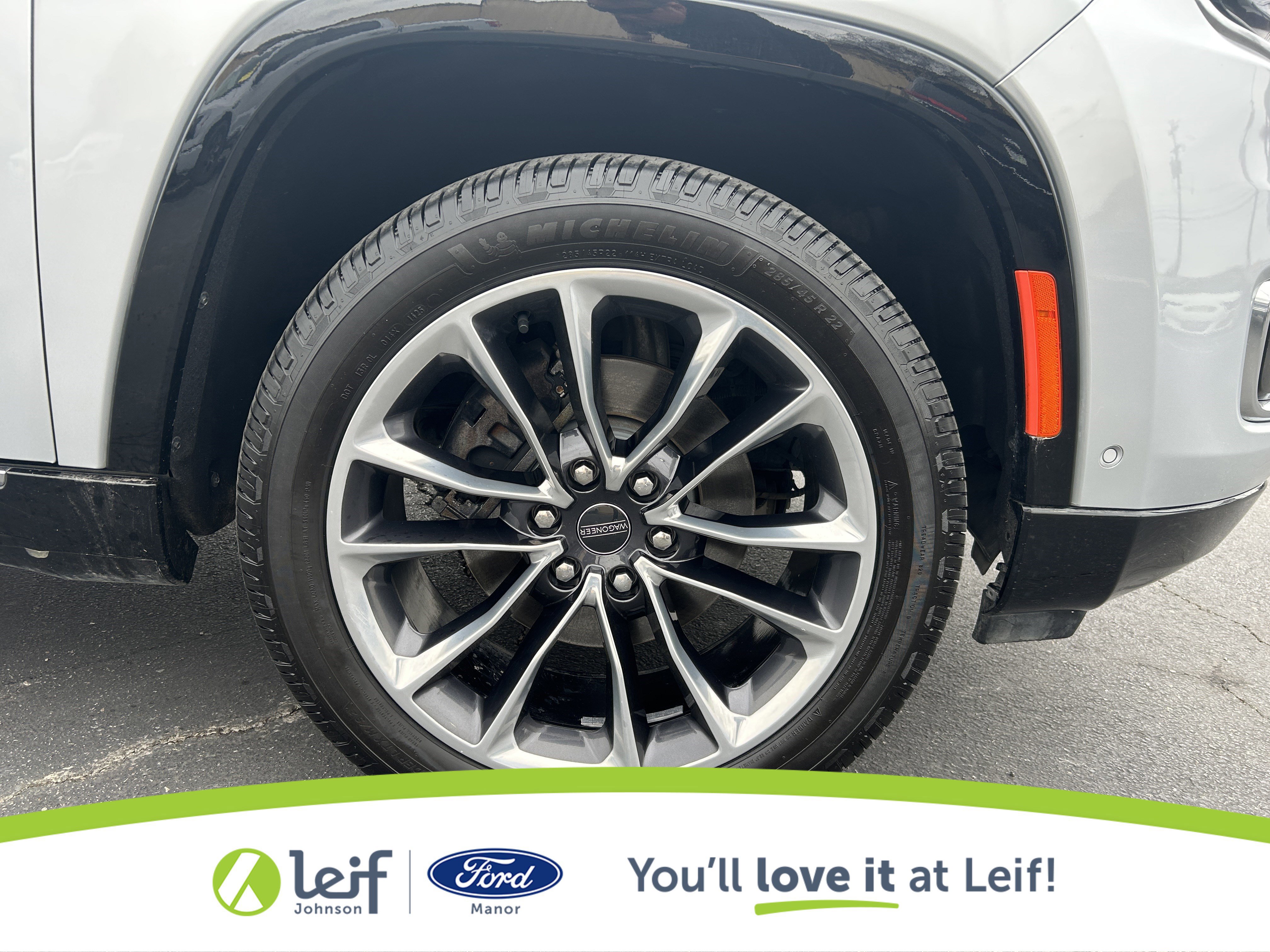 Used 2022 Jeep Wagoneer Series III w/ Premium Group I image 10